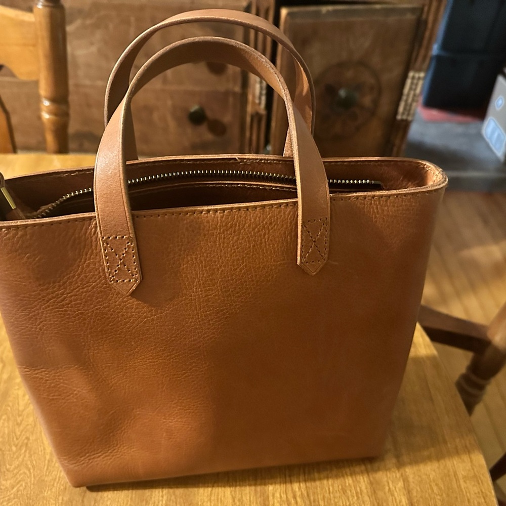Madewell zippered transport crossbody leather tote nwt
